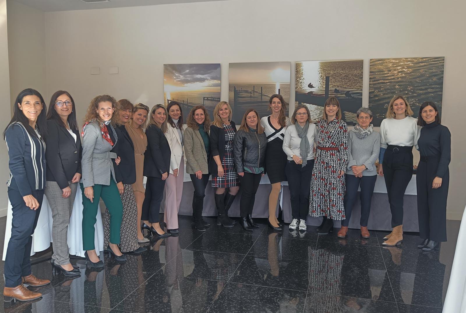 Colaboración y asistencia al II Encuentro de Mujeres Directivas de Valencia Premium